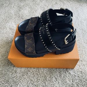 Louis Vuitton Laureate Platform Sandal Brand New.